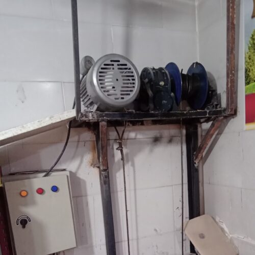 بالابرمغازه