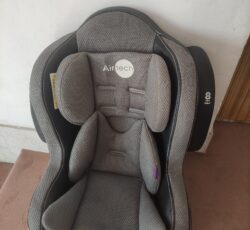 دوعدد صندلی ماشین کودک