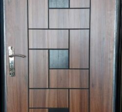 ساخت انواع درب های چوبی