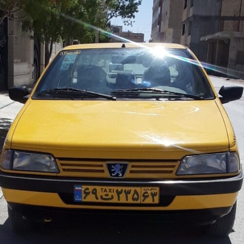 تاکسی زرد پژو ۴۰۵