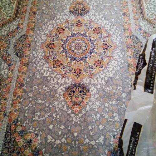 فرش 6 متری نو نو بدون هیچ استفاده