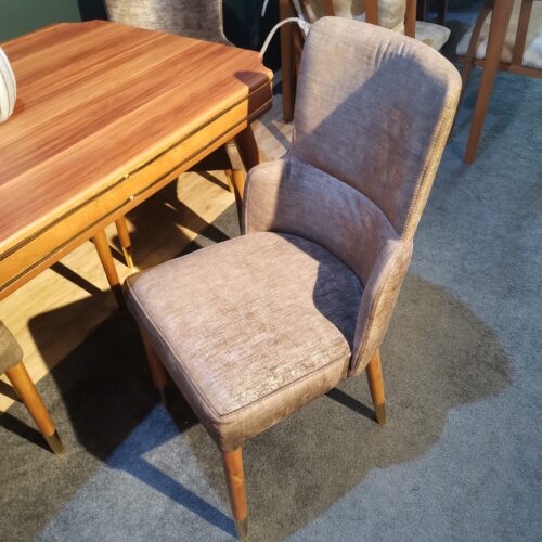 میز ناهارخوری