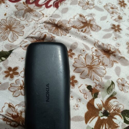 نوکیا1100حافظه2گیگ رنگ مشکی کارتنش گم کردم