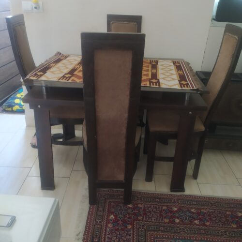 میز ناهار خوری