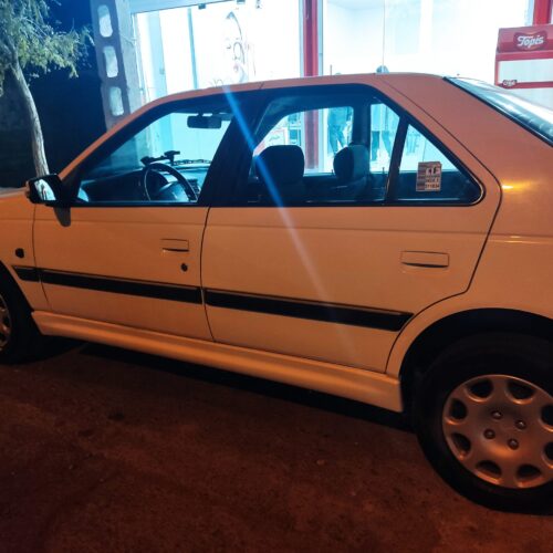 پژو پارس سال مدل95 بدون رنگ  لاستیک ها نو  درحد صفر