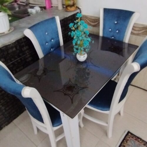 ست مبل ومیزناهارخوری