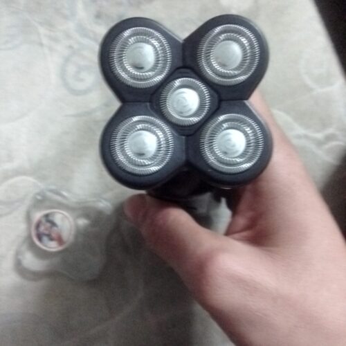 ریش تراش فیلیپس ضد آب