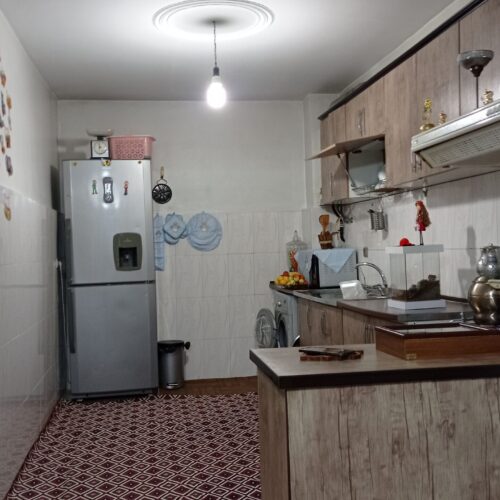 فروش آپارتمان   در طبقه ی سوم با پارکینگ