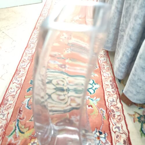 یک جفت گلدان بلند و چهار گوش