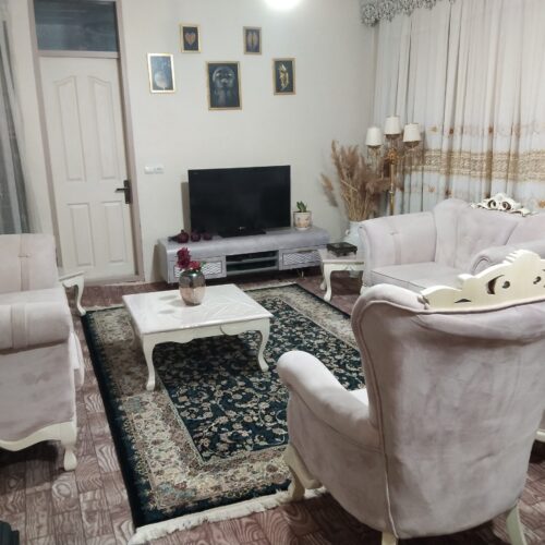 مبل و میز غذاخوری