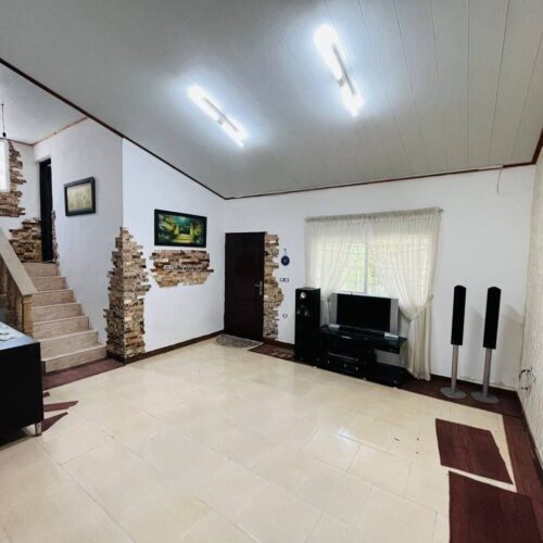 فروش ویلا مشجر نیم پیلوت سنددار در آهودشت