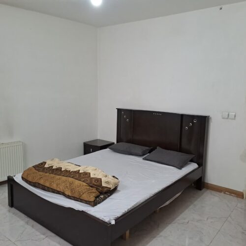 سه طبقه منزل اجاره ای (( خ ولیعصر ))