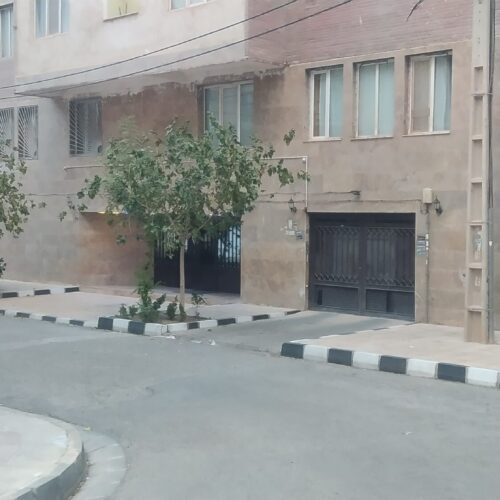 پرند ، فاز چهار ، 106 متر طبقه پنجم ، 2 خواب