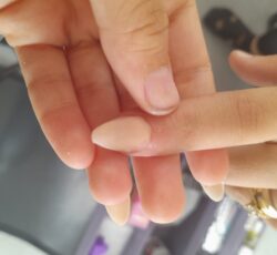 مدل کاشت و ژلیش ناخن