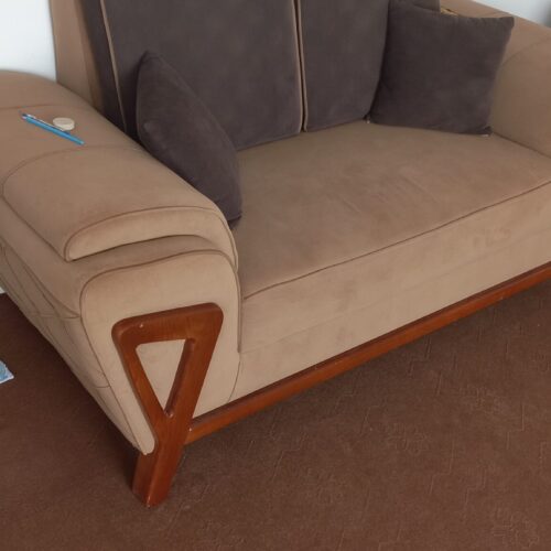 مبل راحتی 7 نفره بسیار مقاوم