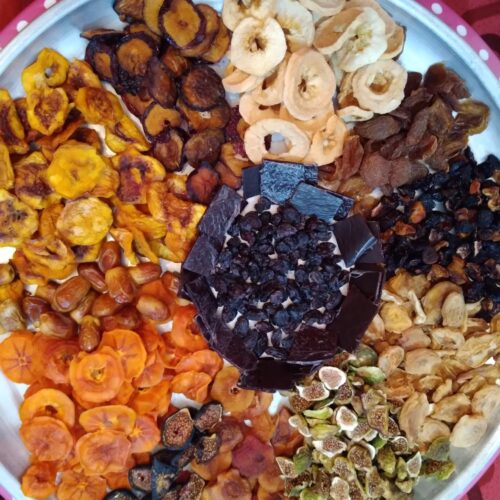 آجیل میوه نرم و آفتاب خشک