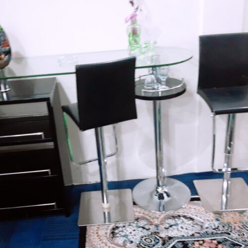 میز قهوه خوری یا شراب خوری