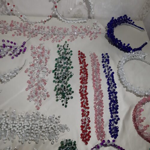 تاج های عروس و رنگی