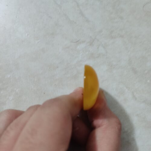 نگین عقیق زرد