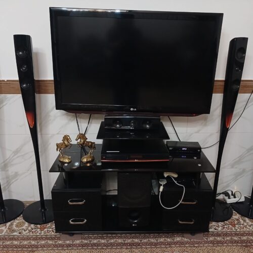 تلویزیون 42 اینچ ال جی به همراه سینماخانگی