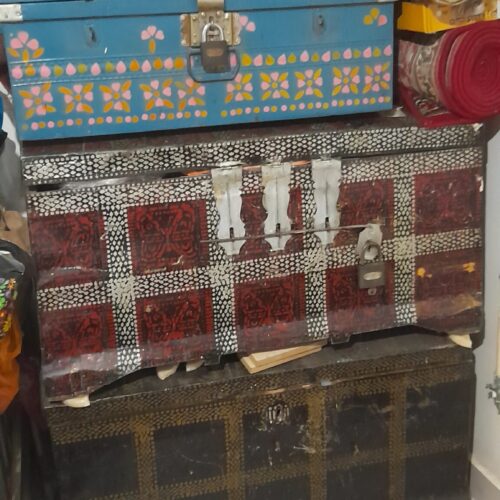 یخچال گاز بخاری تابلو سندوقم دارم