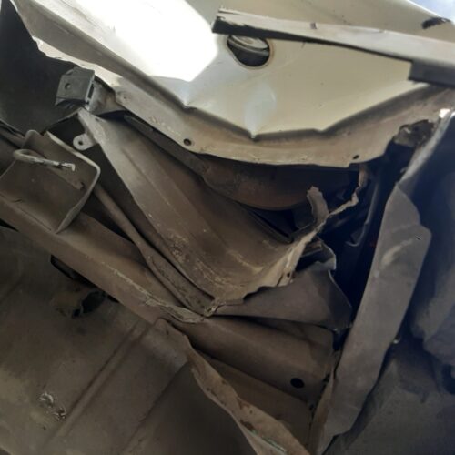 برای معاوضه با خودروهایه هم قیمت خودش انجام میشه