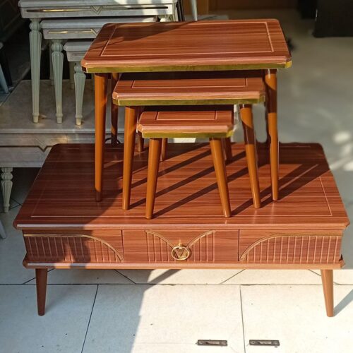 میز و جلو مبلی