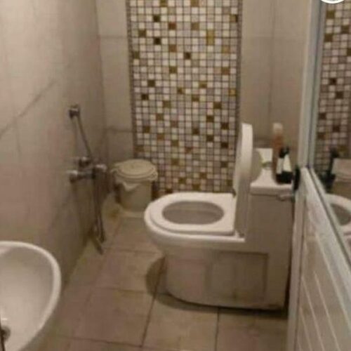ویلای استخردارسرپوشیده ی اب گرم