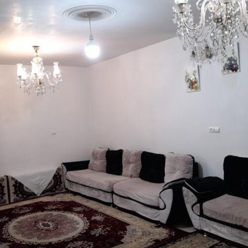 خانه ملکی در دونیم طبقه در بومهن