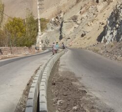 استاکار جدول وکفپوش هستم