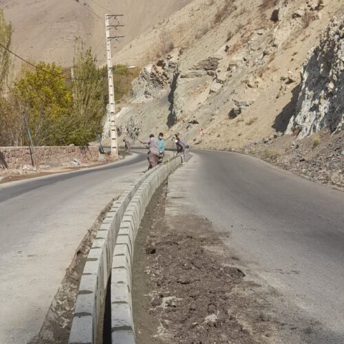 استاکار جدول وکفپوش هستم