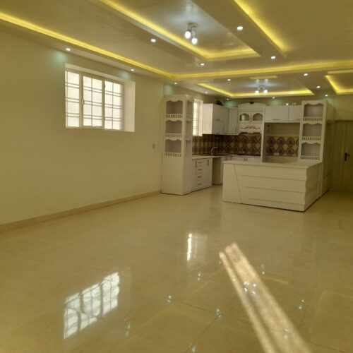 خانه صفردرمهروران 10سر دونبش دوخواب کاملا نور گیر مجهز به کمد دیواری کف سرامیک آشپزخانه ام دی اف سرویس ها مجهز پارکینگ مجهز نمای بیرون سنگ قیمت 2میلیارد تومان تخفیف پای قولنامه بااین شماره تماس بگیرین09155320580