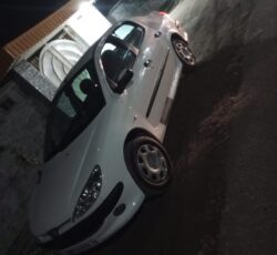 ماشین 206 اس دی وی 20  ماشین بیرنگ موتور سالم لاستیک داره بیمه داره