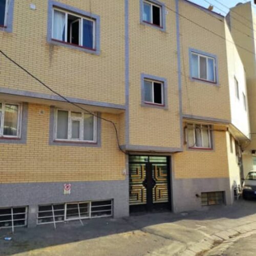 واحد 60 متری در خیابان صدرالشعرا کوی امام زاده