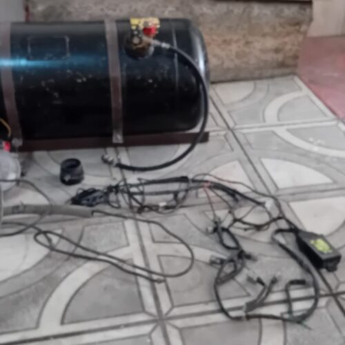 گاز مایع lpg در حد نو 70k مخزن لوازم کامل