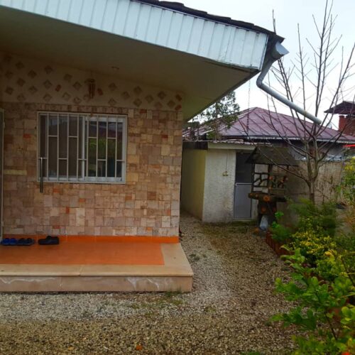 چالوس، کلارآباد، 210 متر سند تک برگ ورودی اختصاصی