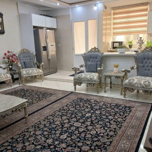 آپارتمان 82 متری فول