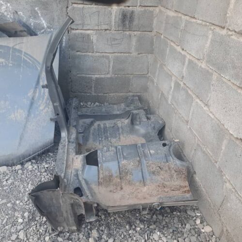 کاپوت پارس درب عقب سمت راننده کفی پژو با ستون