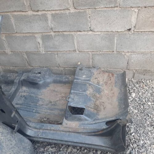 کاپوت پارس درب عقب سمت راننده کفی پژو با ستون