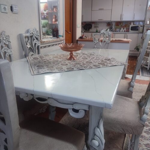 مبل و تخت میز نهار خوری و تخت