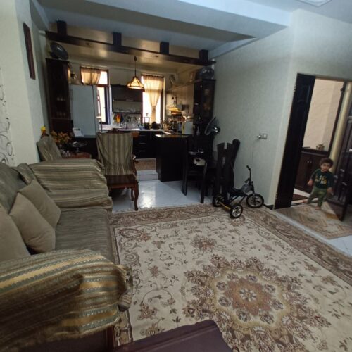 واحد دو خوابه شناور در نور