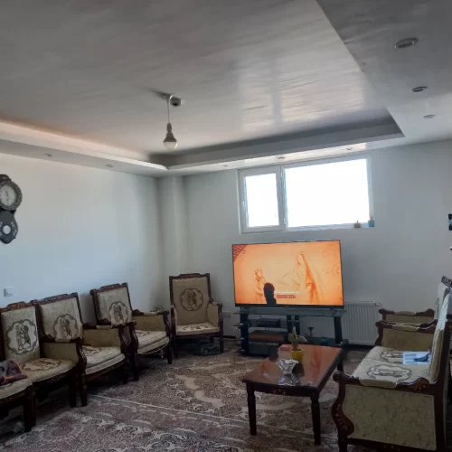 یک واحد تازه ساخت 88 متری ابن سینا