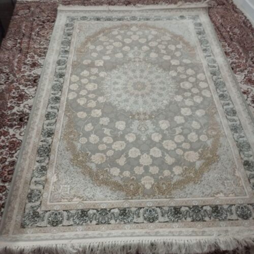 فرش چهارمتری قیطران