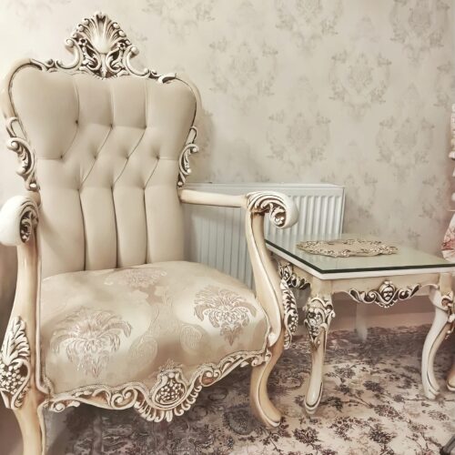 مبل کلاسیک شیک در حد نو