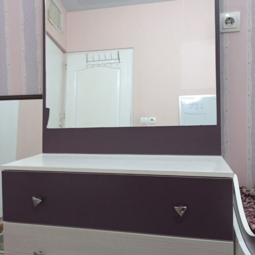 تخت تک نفره  ودراور آینه
