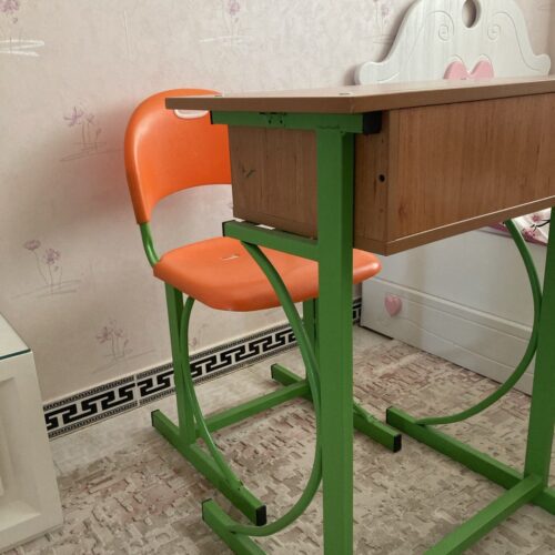 میز تحریر دخترانه و اسپرت