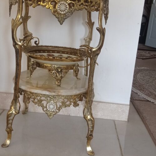 اینه و کنسول و جلو مبلی