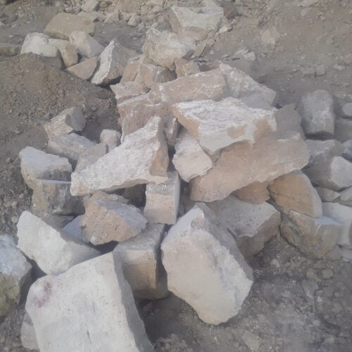 سنگ پی سختمان درروستای پیرکندی
