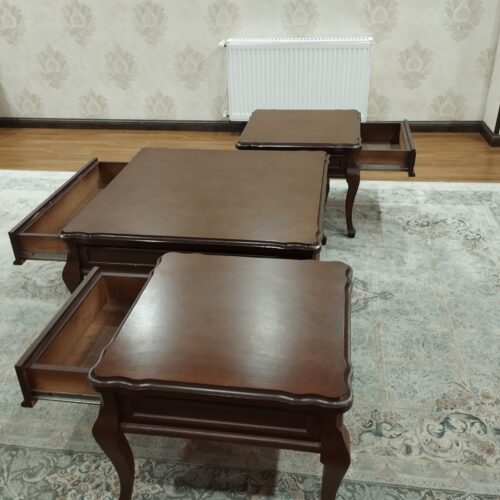 جلو مبلی   و دو عدد عسلی