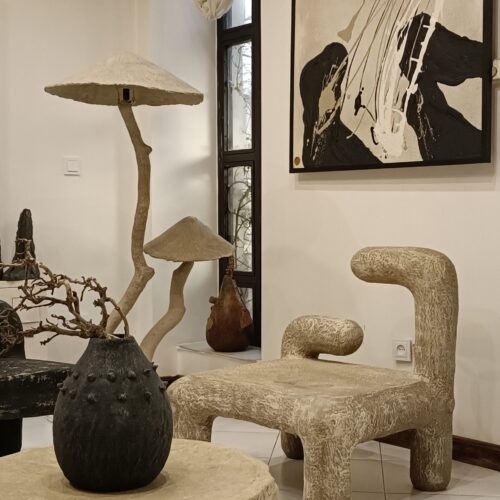 نشیمنگاه  ، میز طرح سنگ ،پاپیه  ماشه چوب راش و آهن